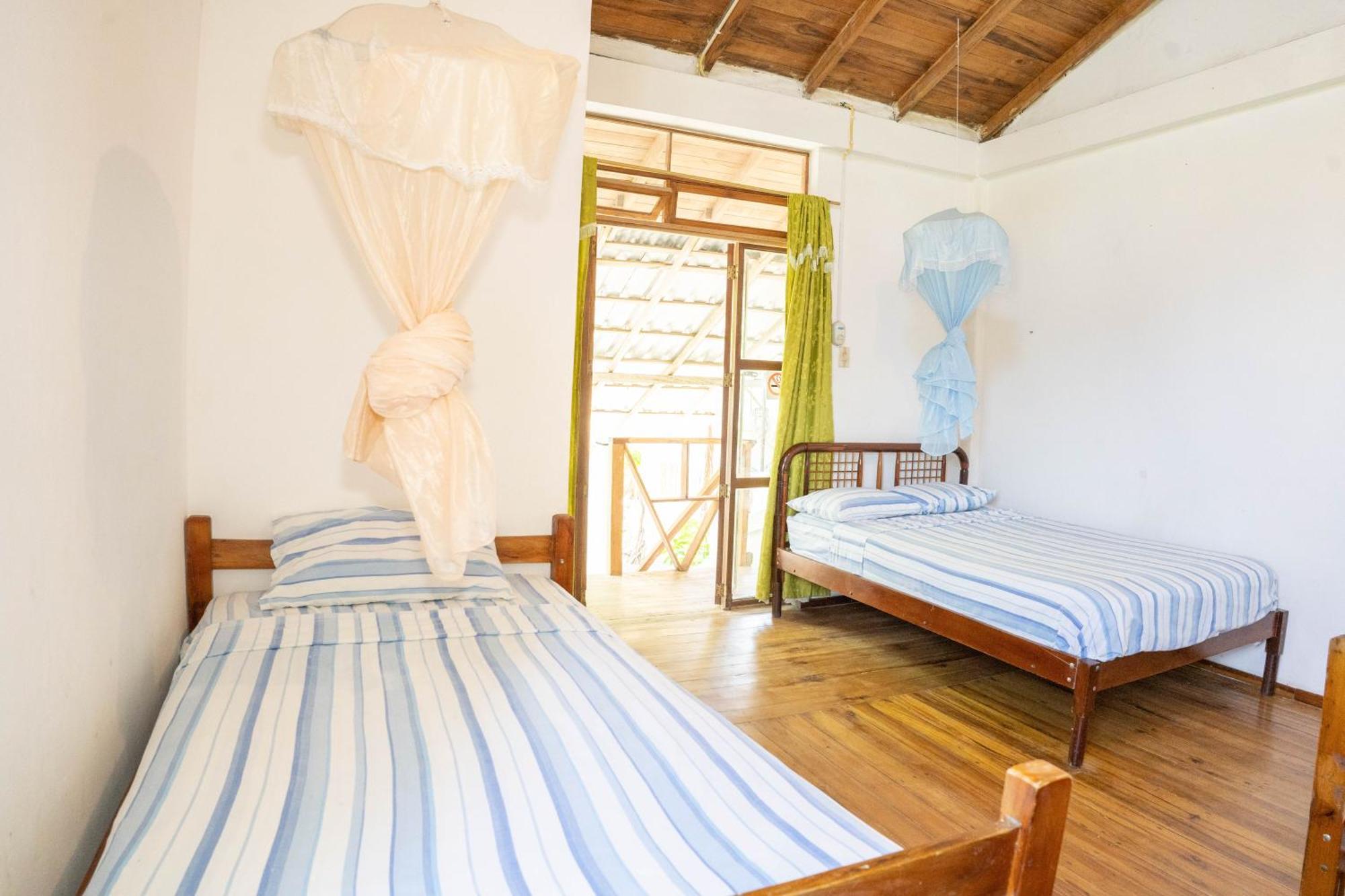 Bed And Breakfast Puerto López Exterior foto